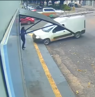 Un vehículo que perdió el control